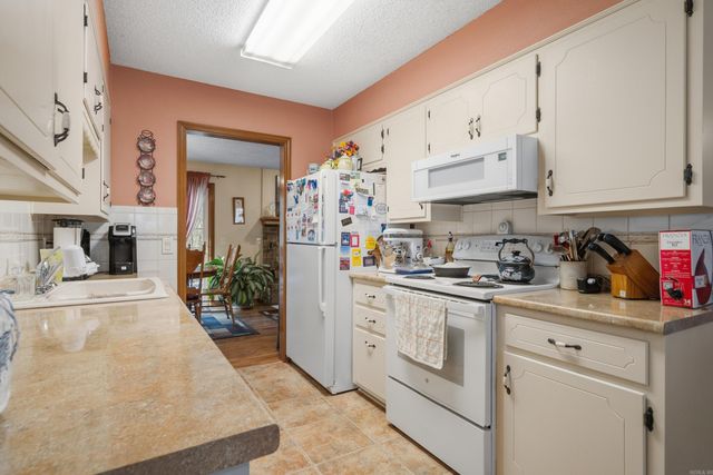 20 Malaga Way, Hot Springs, AR 71909