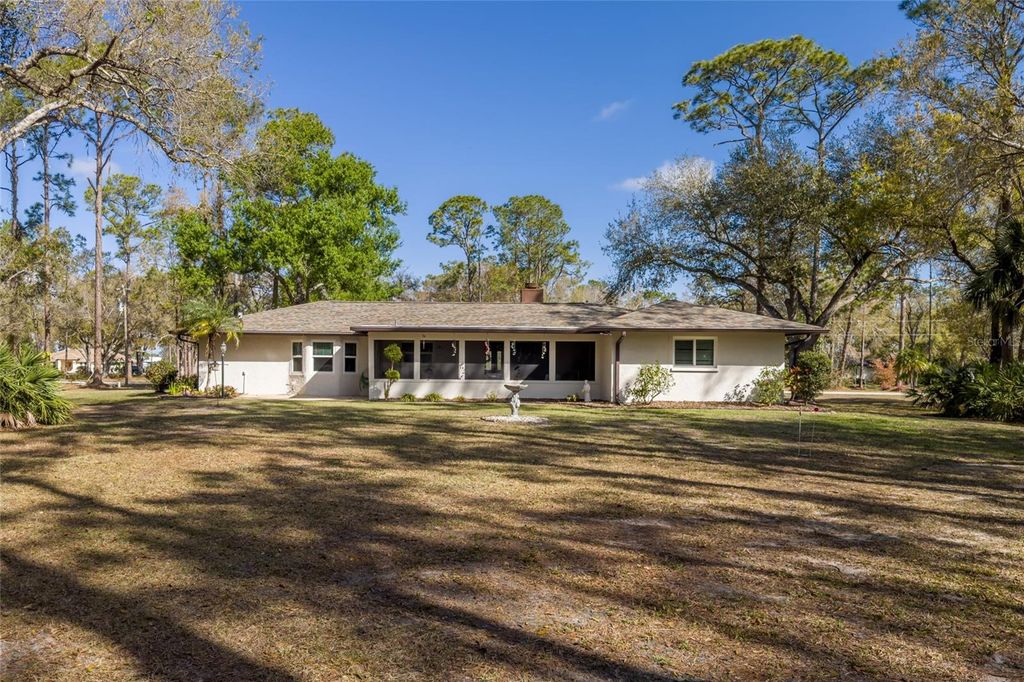 Image 51 of property listing at 10617 FOREST RUN DRIVE, Bradenton, FL 34211