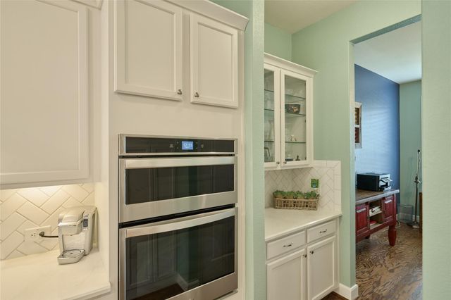 211 Arabian Drive, Spring, TX 77382