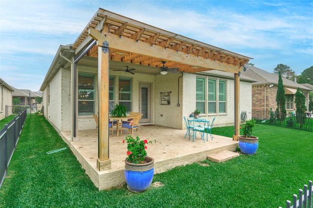 211 Arabian Drive, Spring, TX 77382