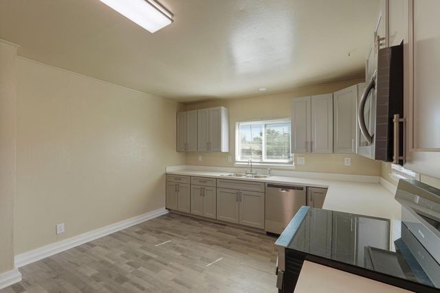 1803 Milton St, Stockton, CA 95205