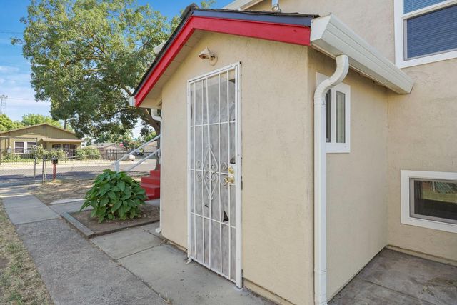 1803 Milton St, Stockton, CA 95205