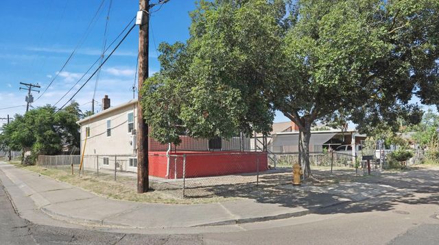 1803 Milton St, Stockton, CA 95205