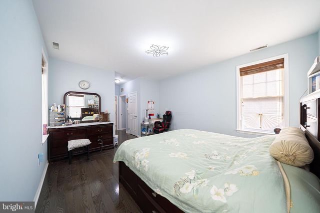 2672 HONEYSUCKLE LN, Philadelphia, PA 19116