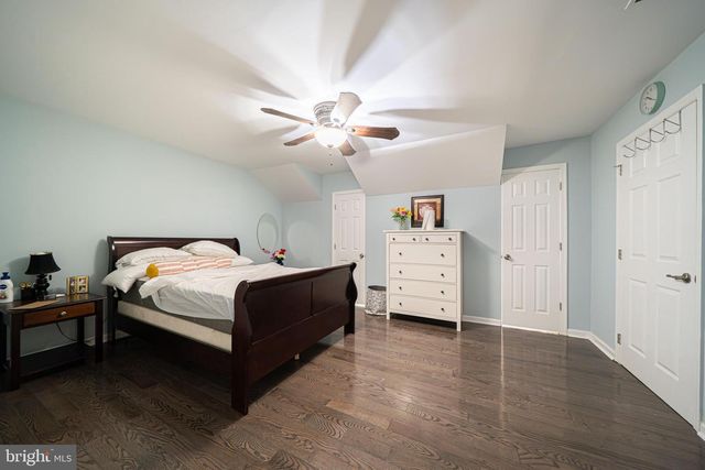 2672 HONEYSUCKLE LN, Philadelphia, PA 19116