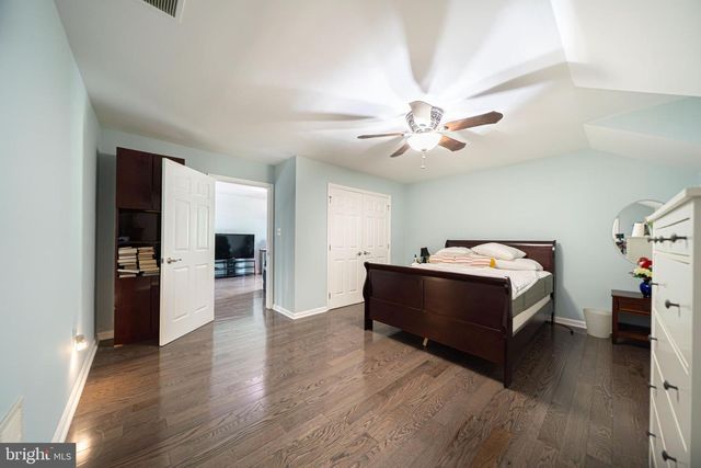 2672 HONEYSUCKLE LN, Philadelphia, PA 19116