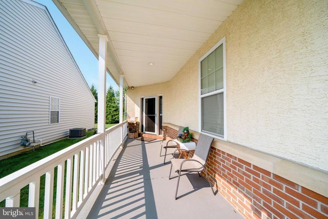 2672 HONEYSUCKLE LN, Philadelphia, PA 19116