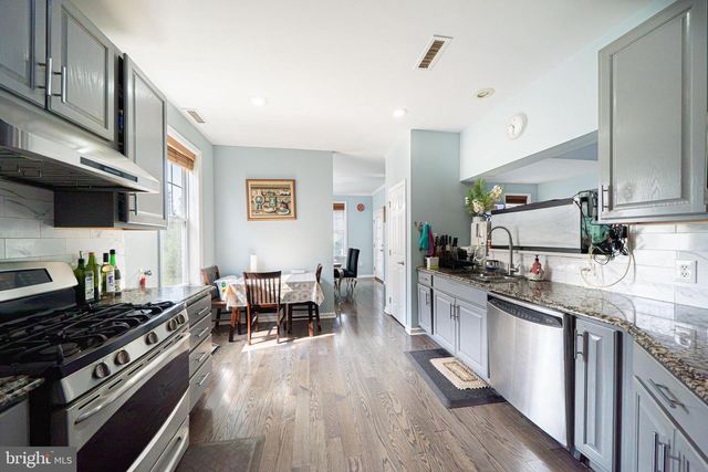 2672 HONEYSUCKLE LN, Philadelphia, PA 19116