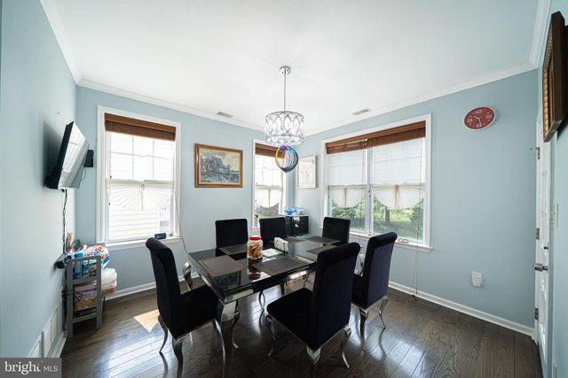 2672 HONEYSUCKLE LN, Philadelphia, PA 19116