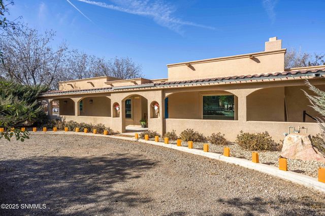 1790 W Taylor Road, Las Cruces, NM 88007
