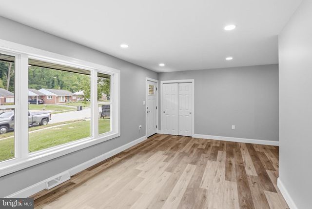 27 HOMEWOOD RD, Wilmington, DE 19803