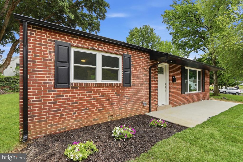 27 HOMEWOOD RD, Wilmington, DE 19803