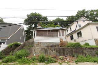 31 Belknap Avenue, Yonkers, NY 10710
