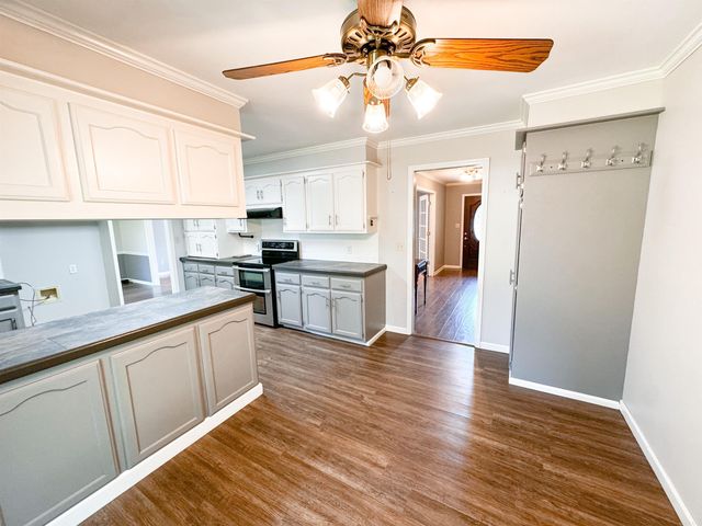 11 Jenny Lynn, Searcy, AR 72143