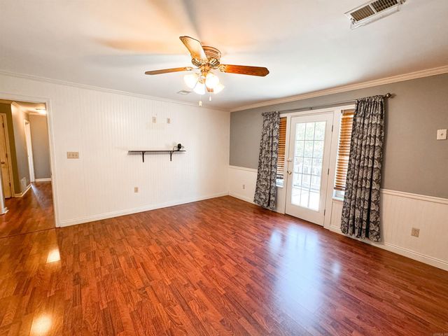 11 Jenny Lynn, Searcy, AR 72143