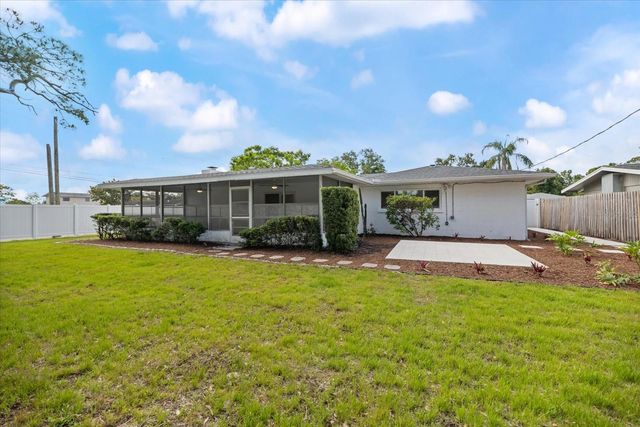 1169 CARMELLA CIRCLE, Sarasota, FL 34243