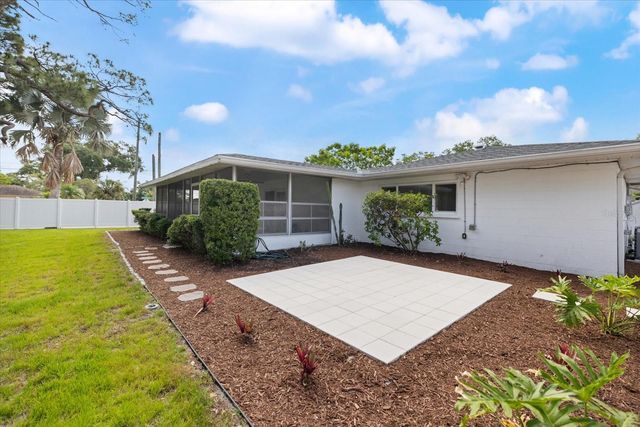 1169 CARMELLA CIRCLE, Sarasota, FL 34243