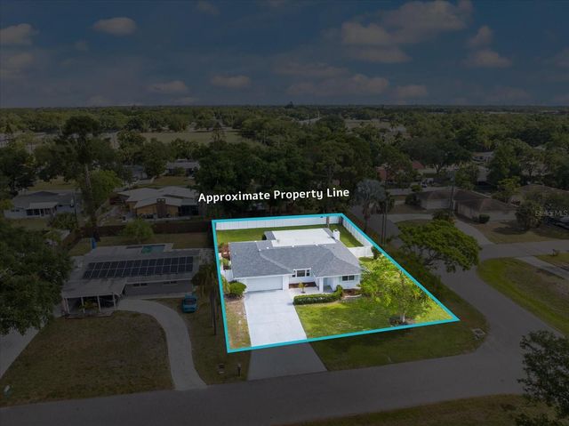 1169 CARMELLA CIRCLE, Sarasota, FL 34243