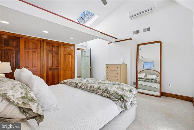 6317 POE RD, Bethesda, MD 20817