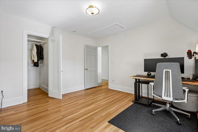 6317 POE RD, Bethesda, MD 20817