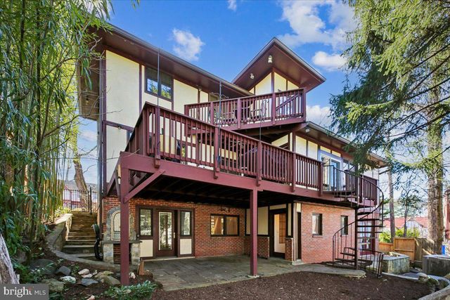 6317 POE RD, Bethesda, MD 20817