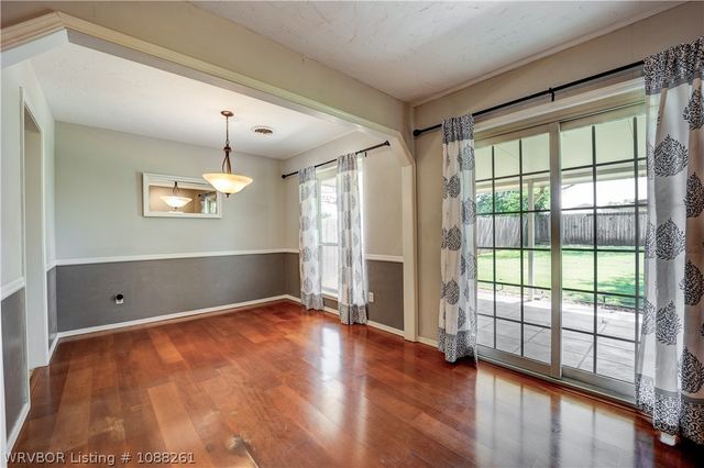 9016 Skypark Drive, Fort Smith, AR 72903