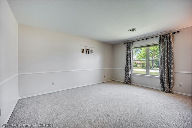 9016 Skypark Drive, Fort Smith, AR 72903