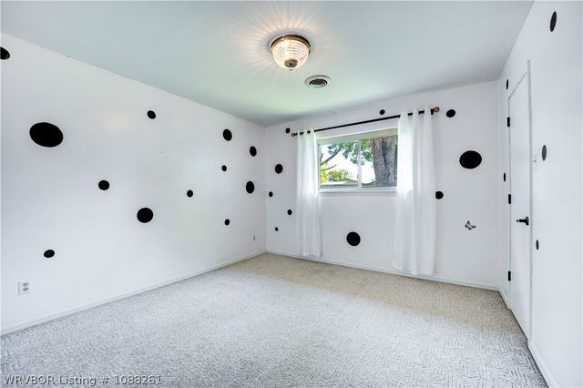 9016 Skypark Drive, Fort Smith, AR 72903