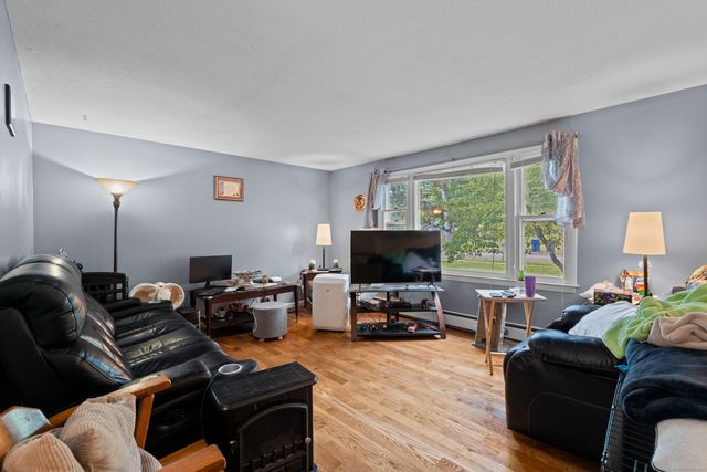 75 Kondracki Lane, Wallingford, CT 06492