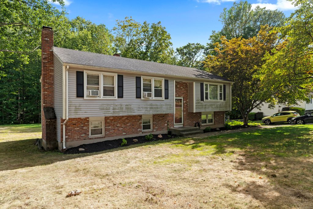 75 Kondracki Lane, Wallingford, CT 06492