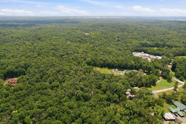 515 Moccasin Rd, Lebanon, TN 37090