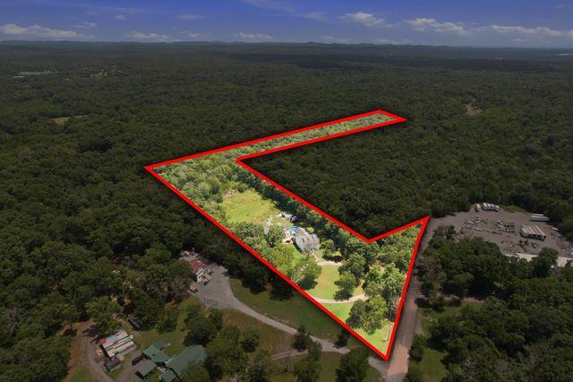 515 Moccasin Rd, Lebanon, TN 37090