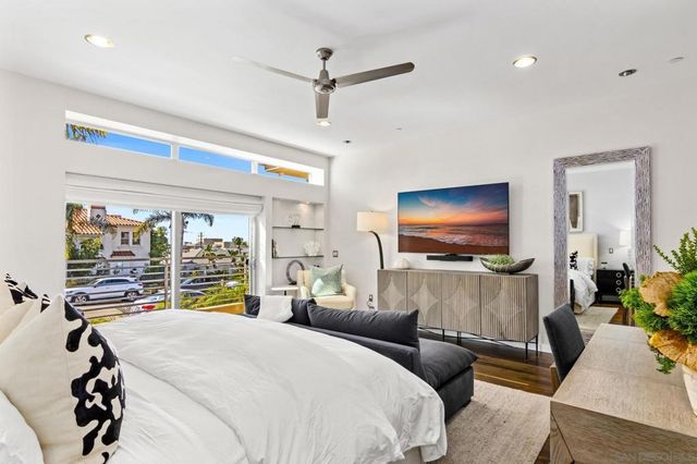 3705 Haines St, San Diego, CA 92109