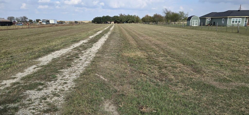 201 930 Par, Taylor, TX 76574