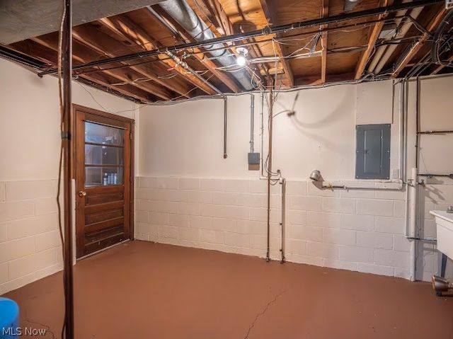 3545 Cadwallader Sonk Road, Cortland, OH 44410