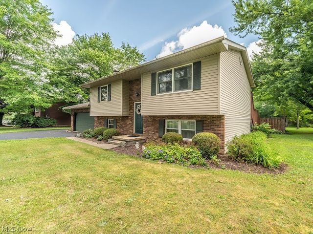 3545 Cadwallader Sonk Road, Cortland, OH 44410