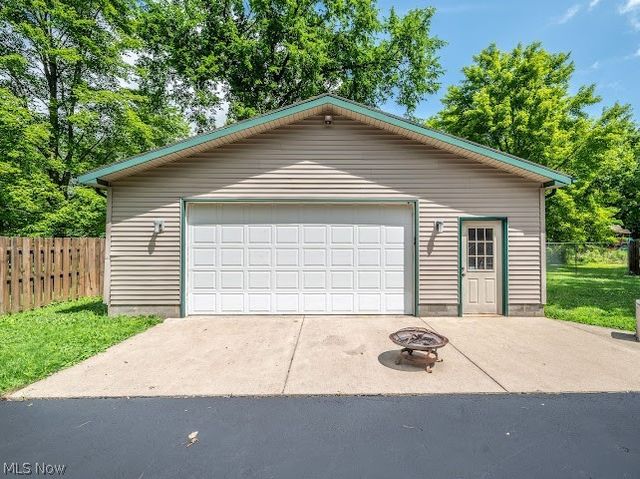 3545 Cadwallader Sonk Road, Cortland, OH 44410