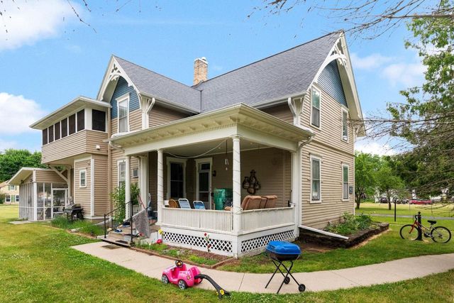 410 - 412 Jones Avenue, Fort Atkinson, WI 53538
