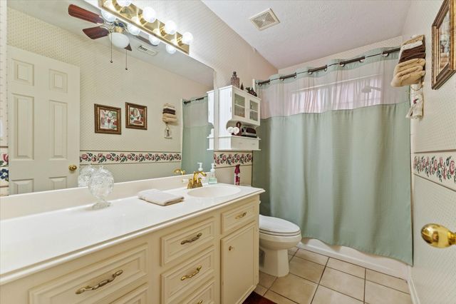 7815 Biltmore Street, Humble, TX 77396