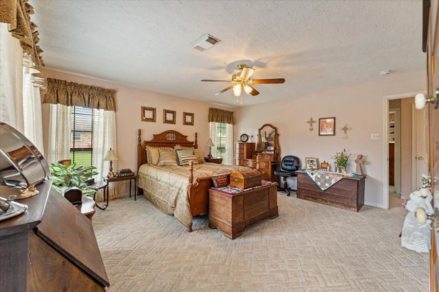 7815 Biltmore Street, Humble, TX 77396