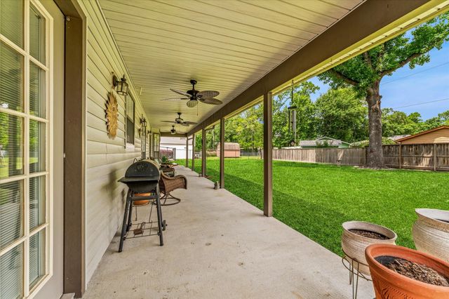 7815 Biltmore Street, Humble, TX 77396
