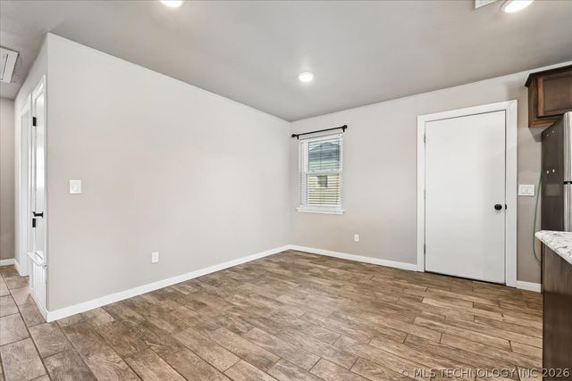 1212 S A Street, Skiatook, OK 74070