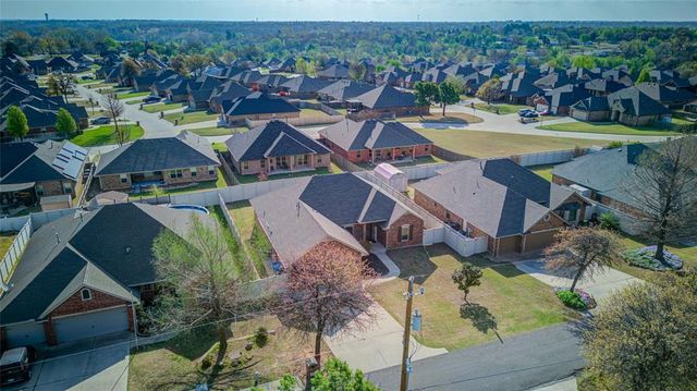 612 N Timber Road, Oklahoma City, OK 73130