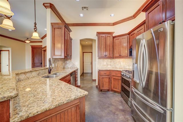 612 N Timber Road, Oklahoma City, OK 73130