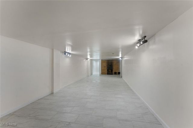 4260 Logan Way, Youngstown, OH 44505