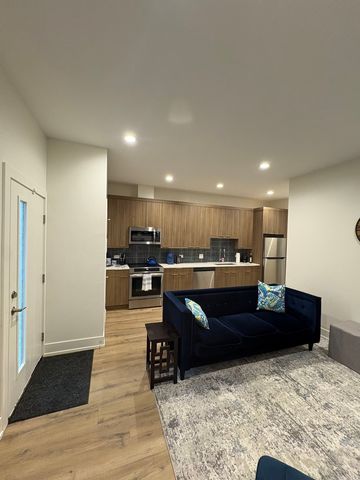 6317 S Rhodes Avenue G, Chicago, IL 60637