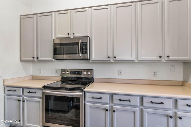 7580 W VERMONT Avenue, Glendale, AZ 85303