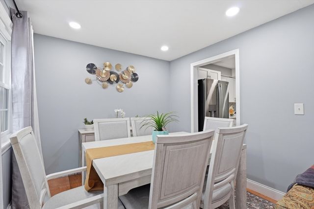 52 Apache Way 52, Tewksbury, MA 01876