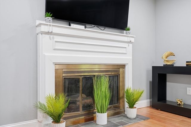 52 Apache Way 52, Tewksbury, MA 01876