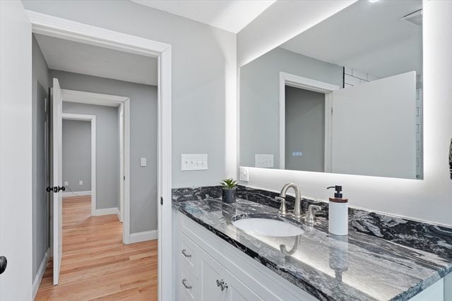 52 Apache Way 52, Tewksbury, MA 01876